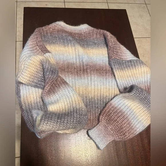 Lulu's Pastel Ombre Knit Cardigan - Picture 4 of 4